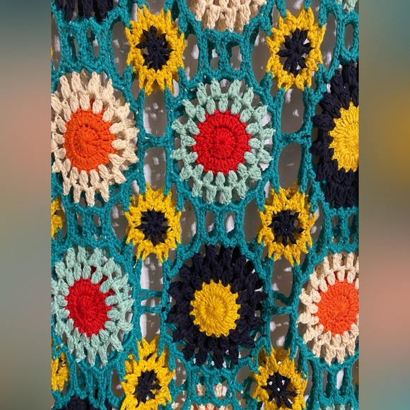 Katsum Hand Knit Crochet Floral Boho Oversized Coastal Suit Cover Up Size Small - Picture 3 of 8